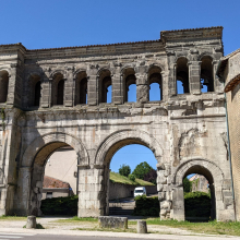 Porte romaine Autun